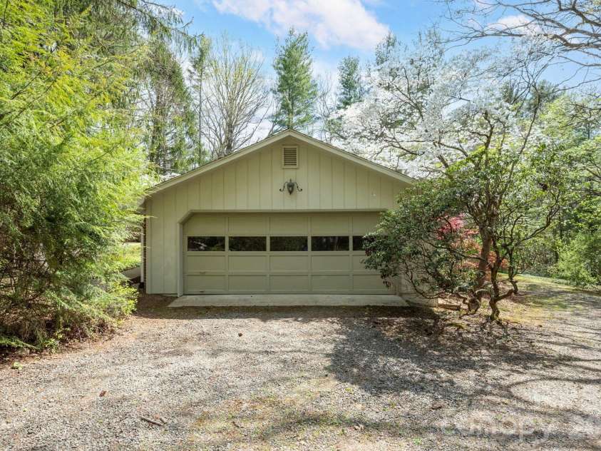 50 Rainbow Ridge Road, Swannanoa, NC 28778.  MLS# CAR4368868, YatesRealty ID 14522. Spacious Two-Car Garage