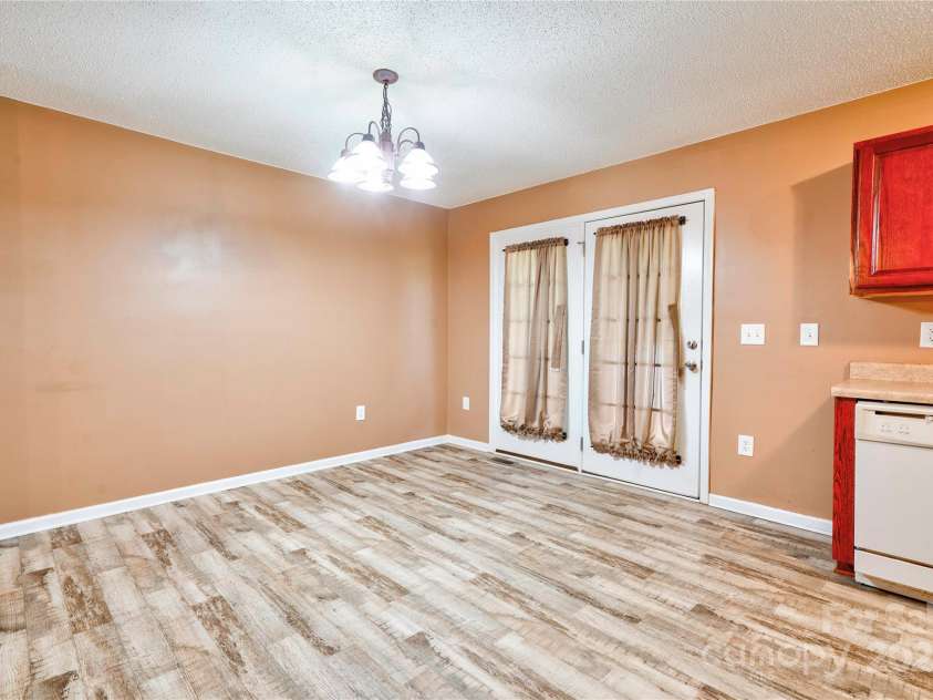 1170 Scenic Drive, Shelby, NC 28150.  MLS# CAR4260560, YatesRealty ID 14523. Dining Room/ Kitchen