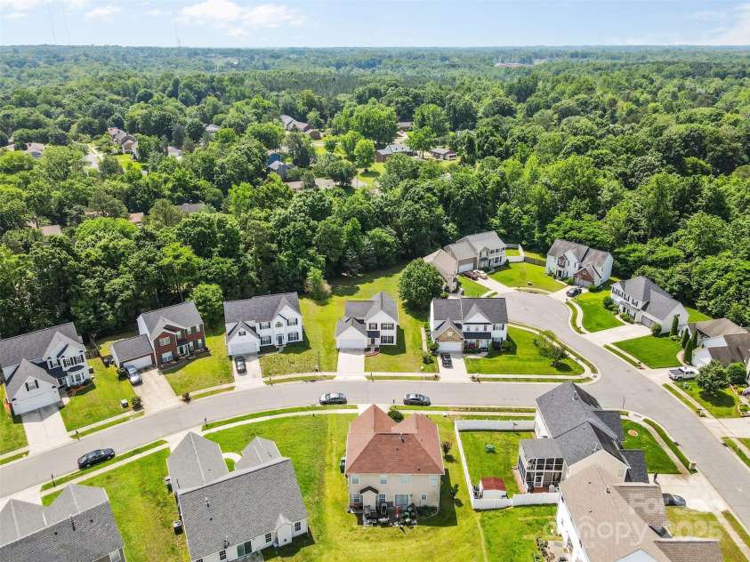 7212 Ravanna Drive, Charlotte, NC 28213.  MLS# CAR4260060, YatesRealty ID 14524. 