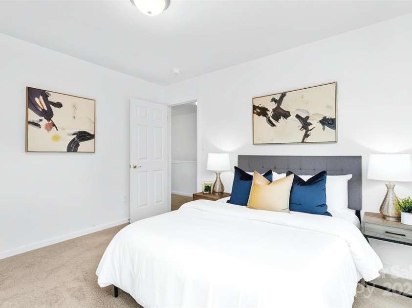 7212 Ravanna Drive, Charlotte, NC 28213.  MLS# CAR4260060, YatesRealty ID 14524. 