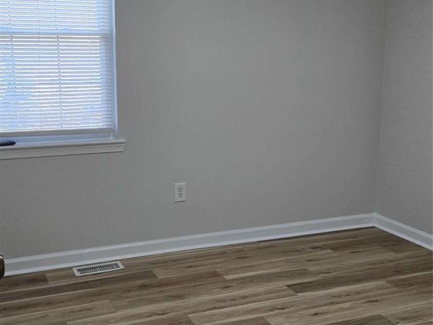 11011 Park Road, Charlotte, NC 28226.  MLS# CAR4326504, YatesRealty ID 14525. Bdrm 3