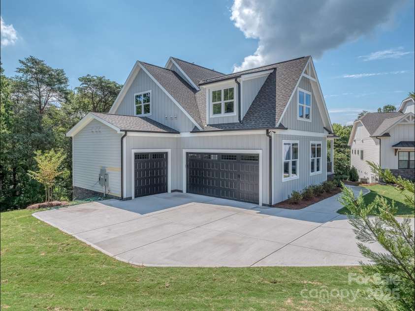 3439 Stags Leap Way, York, SC 29745.  MLS# CAR4259319, YatesRealty ID 14526. 