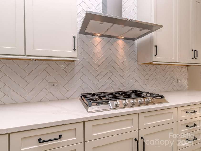 3439 Stags Leap Way, York, SC 29745.  MLS# CAR4259319, YatesRealty ID 14526. 