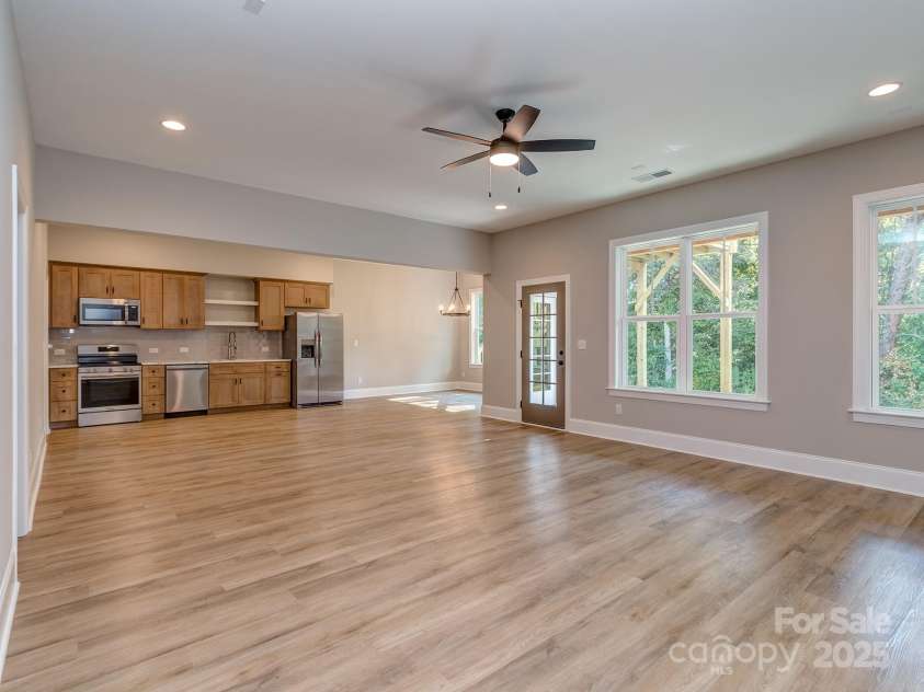 3439 Stags Leap Way, York, SC 29745.  MLS# CAR4259319, YatesRealty ID 14526. 