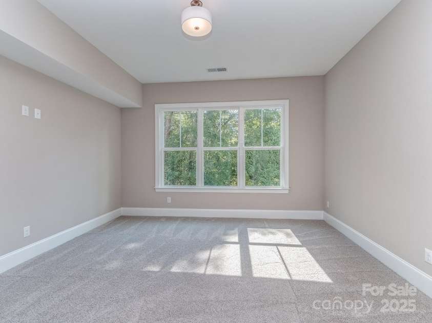 3439 Stags Leap Way, York, SC 29745.  MLS# CAR4259319, YatesRealty ID 14526. 