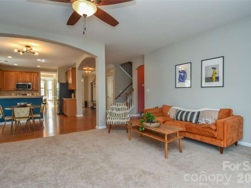 9617 Cheery Meadow Drive, Huntersville, NC 28078.  MLS# CAR4373281, YatesRealty ID 14526. 