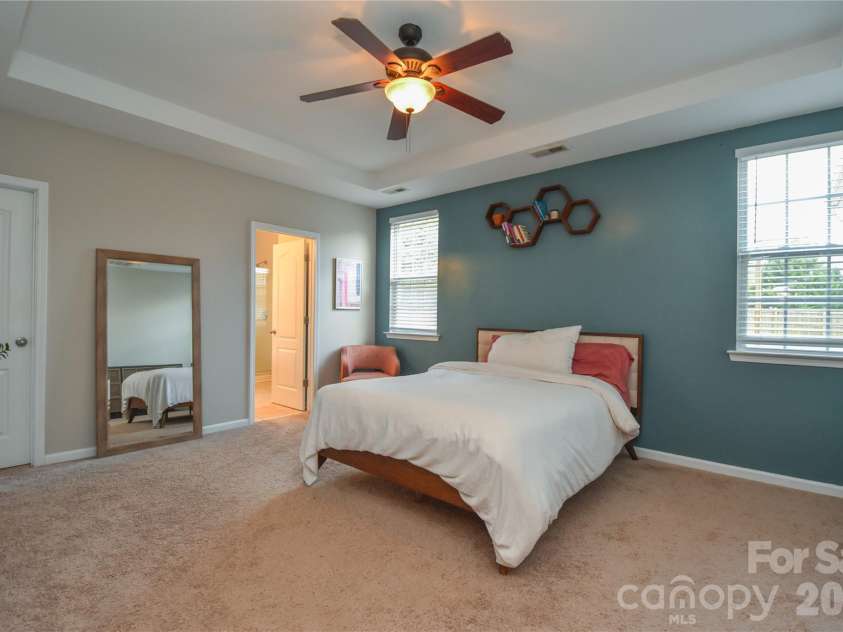 9617 Cheery Meadow Drive, Huntersville, NC 28078.  MLS# CAR4373281, YatesRealty ID 14526. 