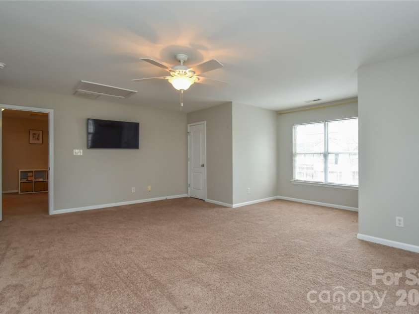 9617 Cheery Meadow Drive, Huntersville, NC 28078.  MLS# CAR4373281, YatesRealty ID 14526. 