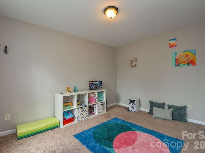 9617 Cheery Meadow Drive, Huntersville, NC 28078.  MLS# CAR4373281, YatesRealty ID 14526. 
