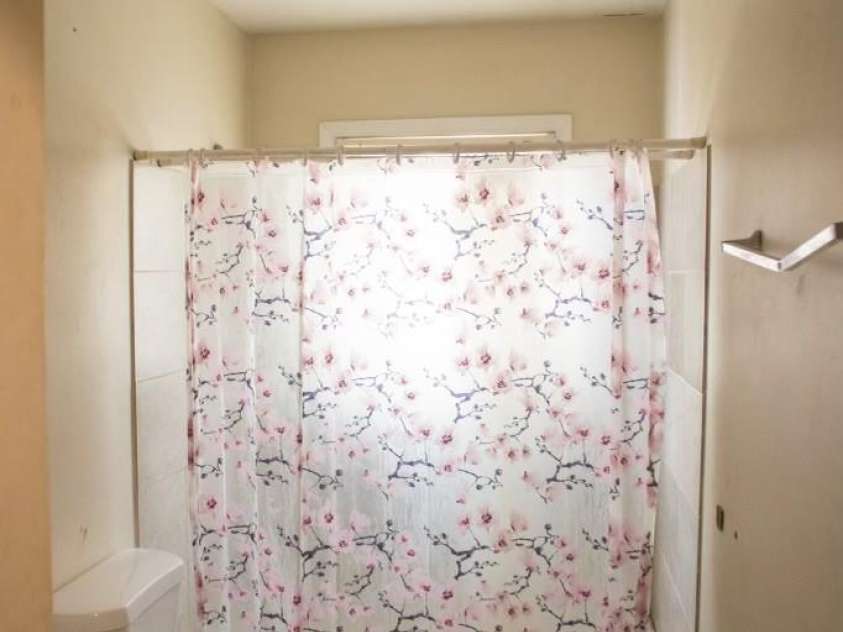 2324 Knight Drive, Gastonia, NC 28052.  MLS# CAR4258051, YatesRealty ID 14528. 
