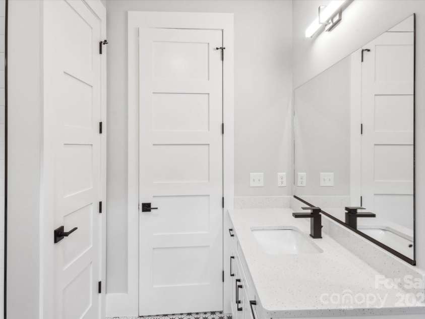 205 Torch Light Way, Asheville, NC 28806.  MLS# CAR4159391, YatesRealty ID 14529. Bathroom 2