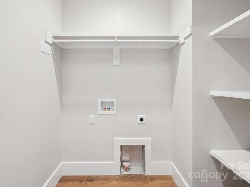 205 Torch Light Way, Asheville, NC 28806.  MLS# CAR4159391, YatesRealty ID 14529. Laundry Room