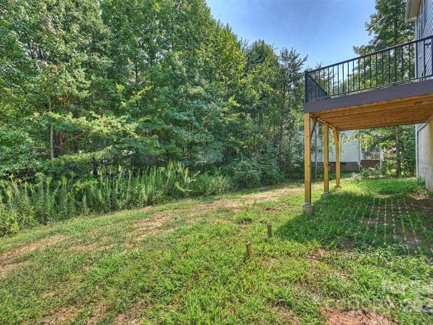 126 Meadow Glen Drive, Troutman, NC 28166.  MLS# CAR4262612, YatesRealty ID 14530. 