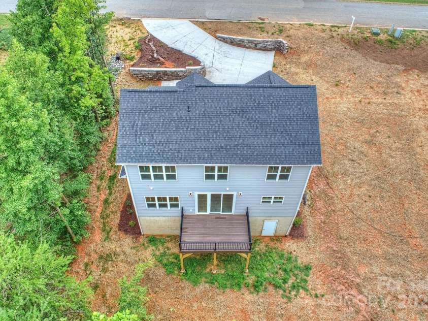 126 Meadow Glen Drive, Troutman, NC 28166.  MLS# CAR4262612, YatesRealty ID 14530. 