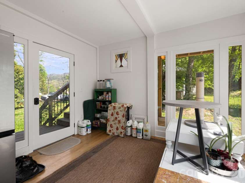 79 Walnut Street, Hot Springs, NC 28743.  MLS# CAR4371503, YatesRealty ID 14532. 