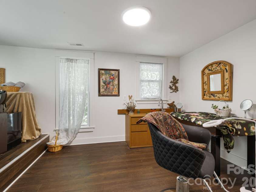 79 Walnut Street, Hot Springs, NC 28743.  MLS# CAR4371503, YatesRealty ID 14532. 