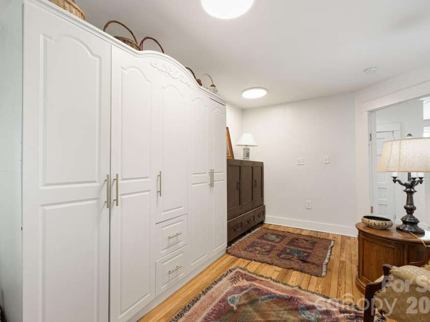 79 Walnut Street, Hot Springs, NC 28743.  MLS# CAR4371503, YatesRealty ID 14532. 