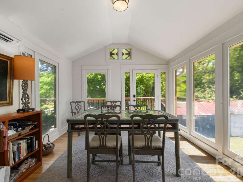 79 Walnut Street, Hot Springs, NC 28743.  MLS# CAR4371503, YatesRealty ID 14532. 