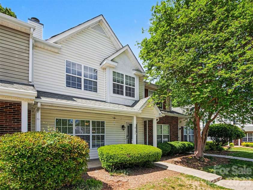 2132 Preakness Court, Charlotte, NC 28273.  MLS# CAR4370965, YatesRealty ID 14533. 
