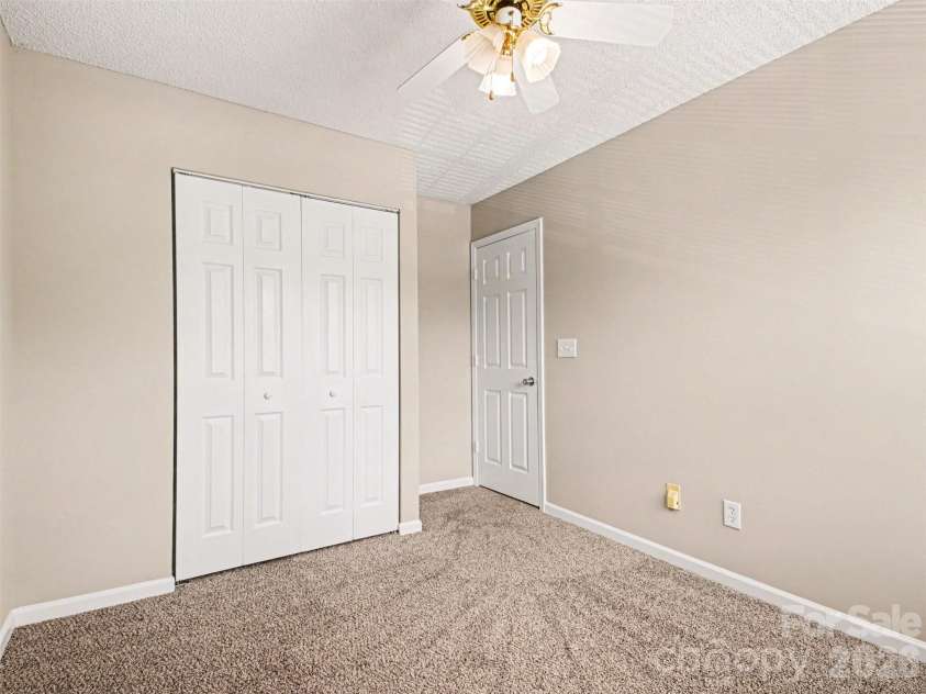 2132 Preakness Court, Charlotte, NC 28273.  MLS# CAR4370965, YatesRealty ID 14533. 