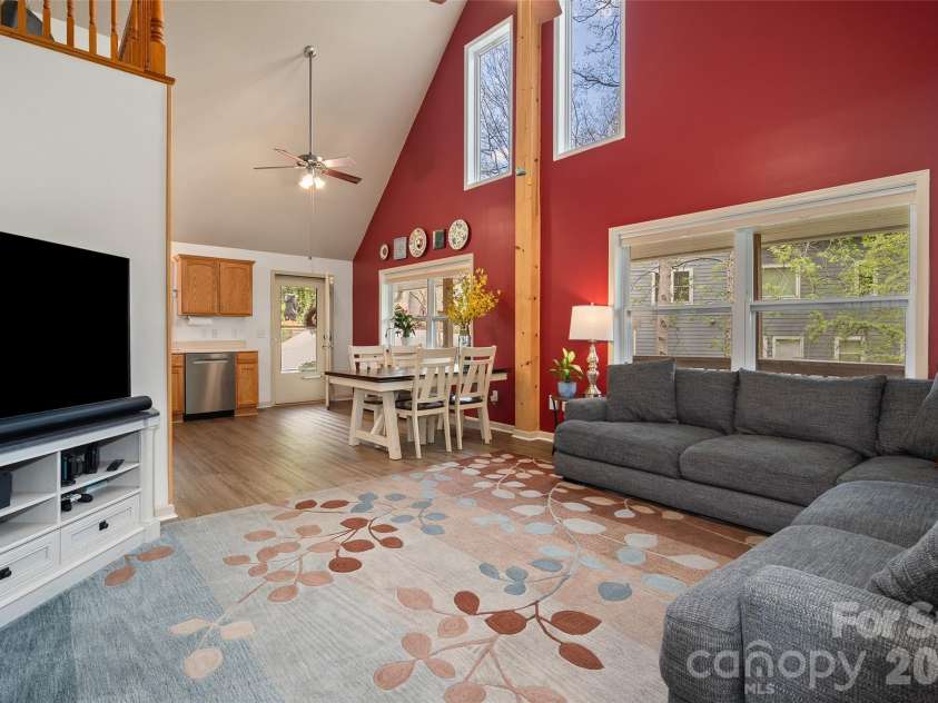 215 Atkins Loop, Lake Junaluska, NC 28745.  MLS# CAR4359248, YatesRealty ID 14536. 