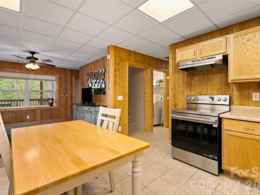 215 Atkins Loop, Lake Junaluska, NC 28745.  MLS# CAR4359248, YatesRealty ID 14536. 