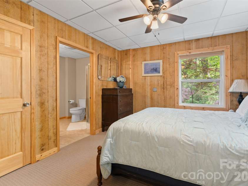 215 Atkins Loop, Lake Junaluska, NC 28745.  MLS# CAR4359248, YatesRealty ID 14536. 