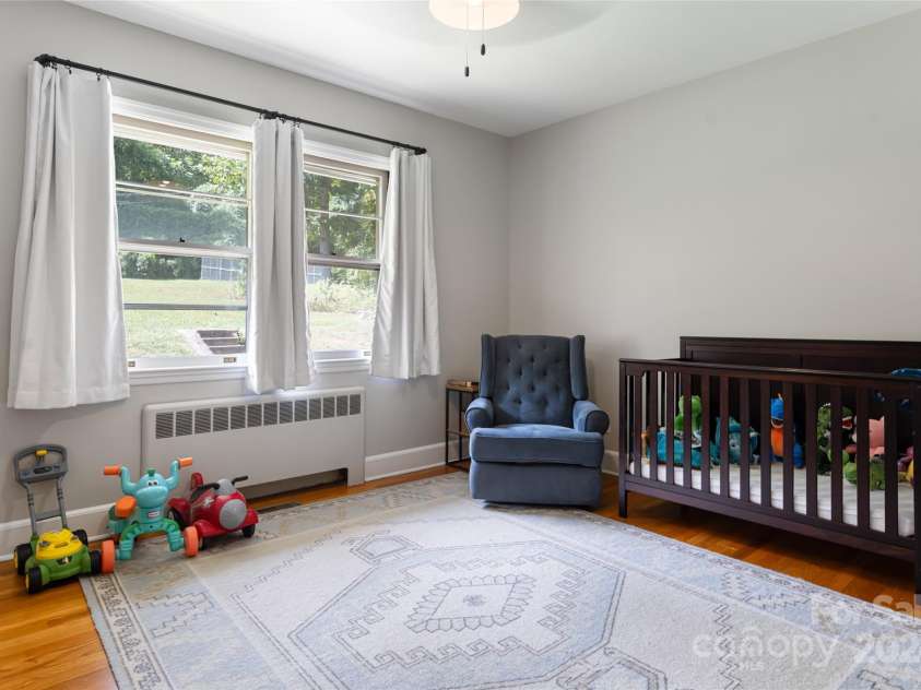 789 Hendersonville Road, Biltmore Forest, NC 28803.  MLS# CAR4184766, YatesRealty ID 1454. 