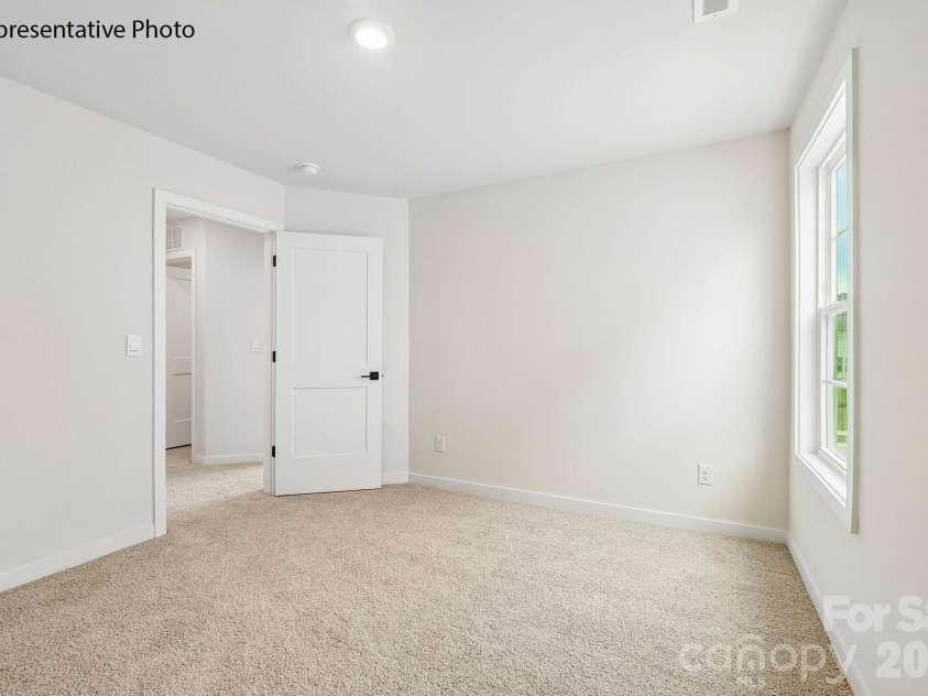 4285 Round Table Drive, Gastonia, NC 28056.  MLS# CAR4343428, YatesRealty ID 14541. 