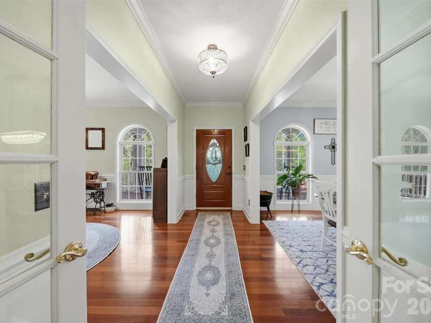 401 Stonecroft Drive, Lenoir, NC 28645.  MLS# CAR4368278, YatesRealty ID 14542. 