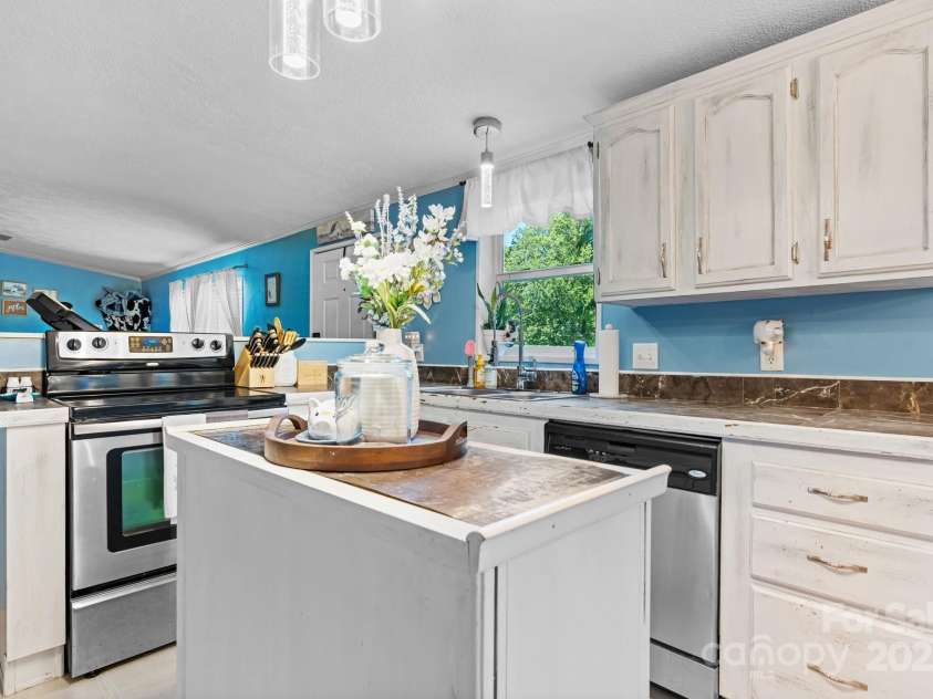 5366 Hayes Waters Road, Morganton, NC 28655.  MLS# CAR4262711, YatesRealty ID 14545. 