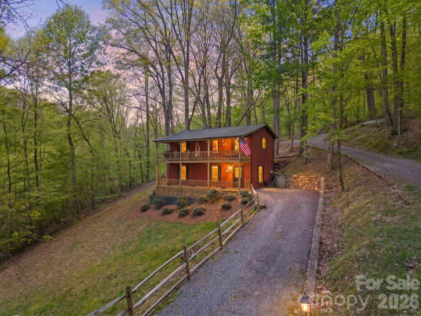149 Greentree Lane, Canton, NC 28716.  MLS# CAR4372851, YatesRealty ID 14546. 