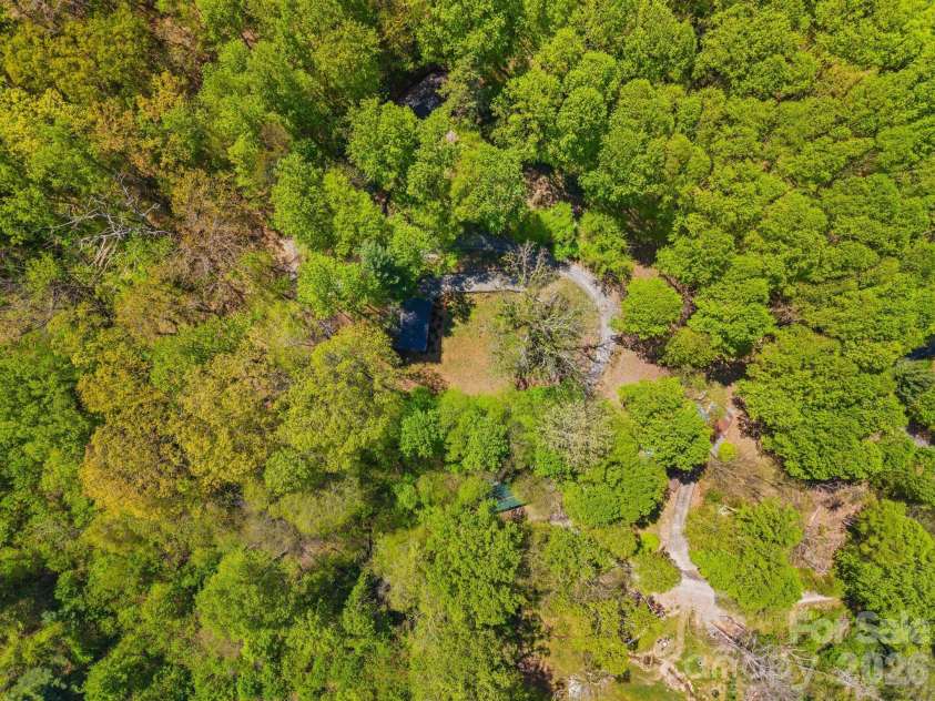 149 Greentree Lane, Canton, NC 28716.  MLS# CAR4372851, YatesRealty ID 14546. 