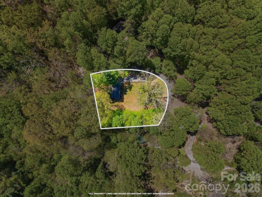 149 Greentree Lane, Canton, NC 28716.  MLS# CAR4372851, YatesRealty ID 14546. 