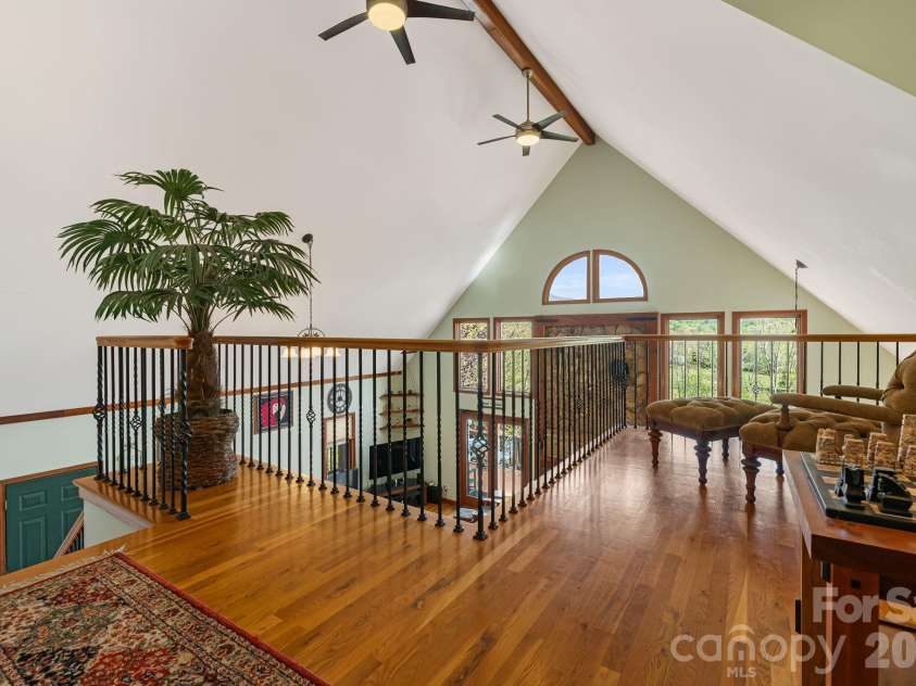 144 Hilltop Road, Black Mountain, NC 28711.  MLS# CAR4368587, YatesRealty ID 14548. Balcony