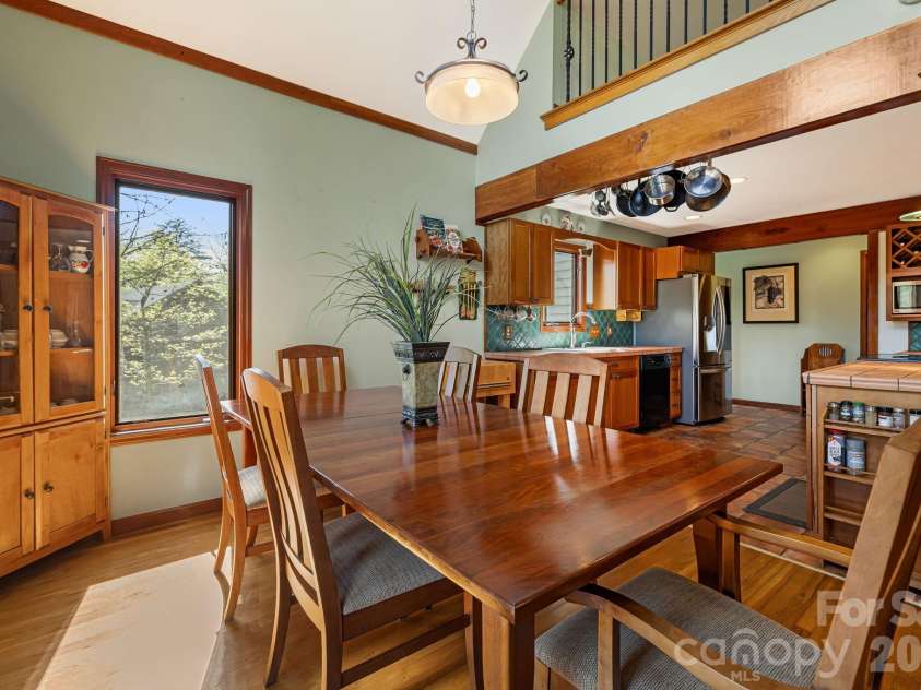 144 Hilltop Road, Black Mountain, NC 28711.  MLS# CAR4368587, YatesRealty ID 14548. Dining room