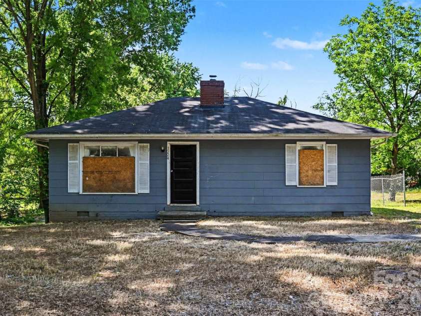 1224 Bailey Street, Albemarle, NC 28001.  MLS# CAR4380736, YatesRealty ID 1455. Front Exterior