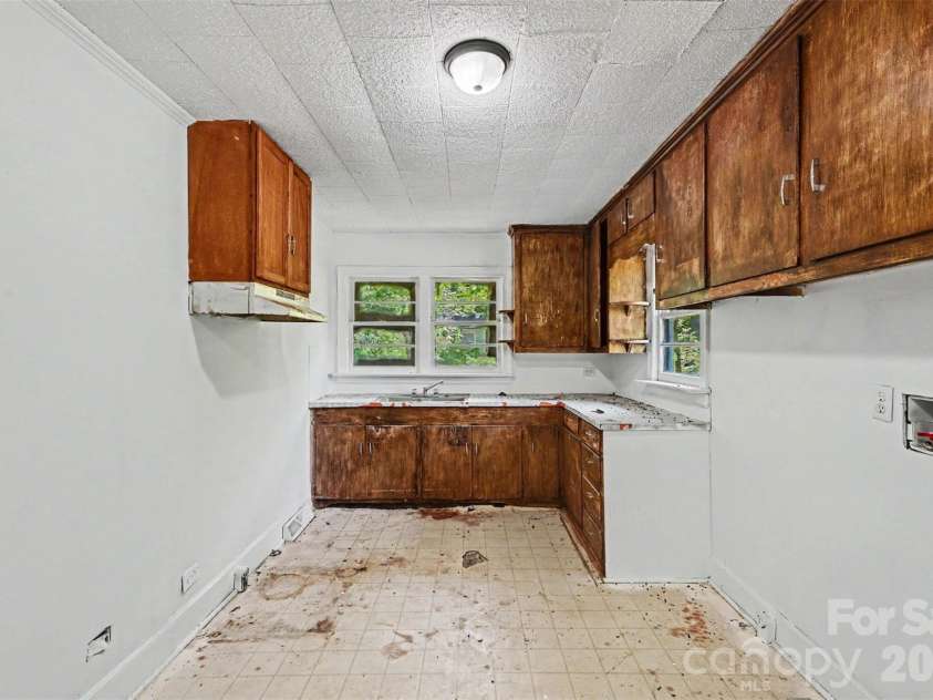 1224 Bailey Street, Albemarle, NC 28001.  MLS# CAR4380736, YatesRealty ID 1455. Kitchen