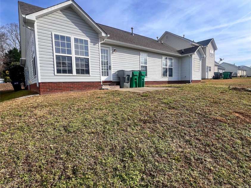 1415 Bells Knox Road, Charlotte, NC 28214.  MLS# CAR4201054, YatesRealty ID 1455. 