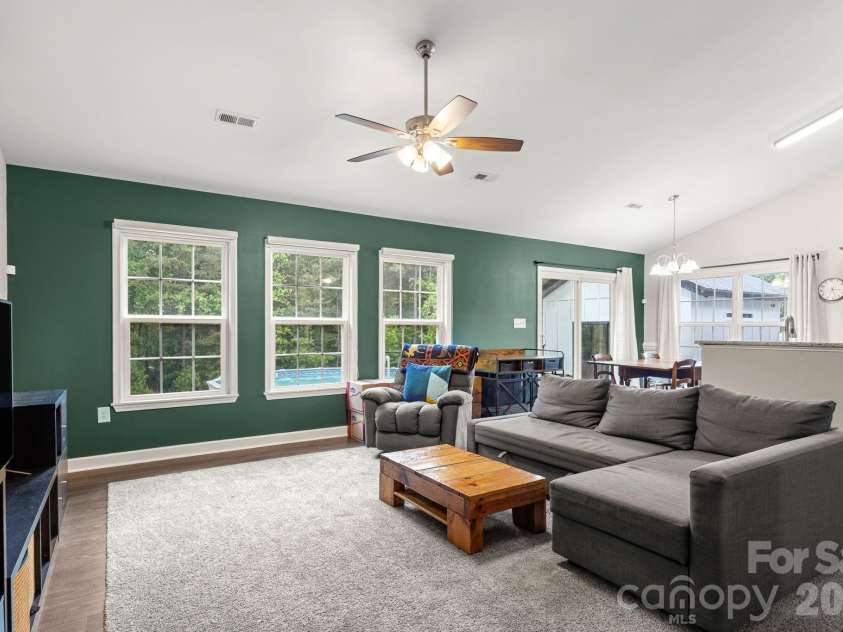 7172 Rolling Hills Drive, Sherrills Ford, NC 28673.  MLS# CAR4371781, YatesRealty ID 14550. 
