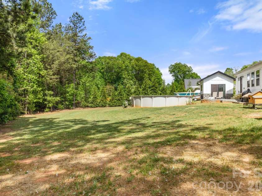 7172 Rolling Hills Drive, Sherrills Ford, NC 28673.  MLS# CAR4371781, YatesRealty ID 14550. 