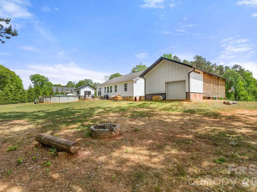 7172 Rolling Hills Drive, Sherrills Ford, NC 28673.  MLS# CAR4371781, YatesRealty ID 14550. 