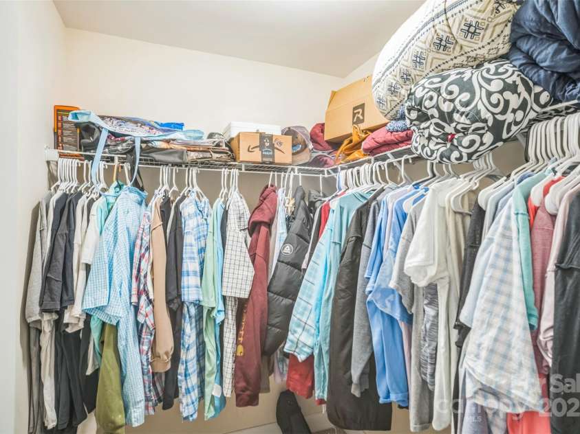 239 Shellbank Drive, Sneads Ferry, NC 28460.  MLS# CAR4278830, YatesRealty ID 14551. 