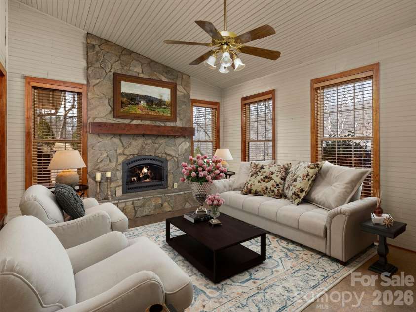 609 Fork Road, Black Mountain, NC 28711.  MLS# CAR4372652, YatesRealty ID 14551. 