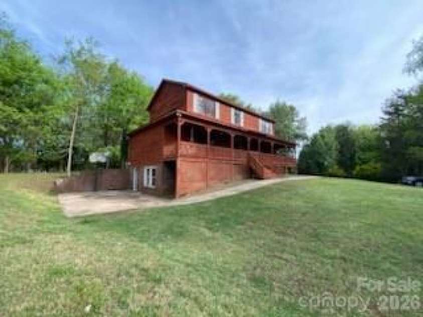 2026 Dogwood Trail, Shelby, NC 28150.  MLS# CAR4371597, YatesRealty ID 14552. 