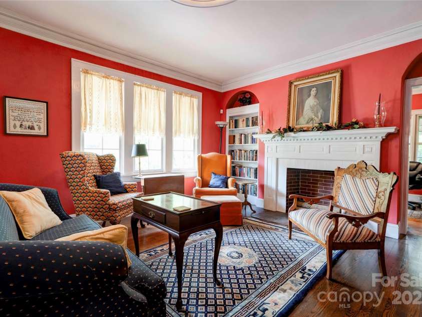 611 Marion Street, Shelby, NC 28150.  MLS# CAR4260819, YatesRealty ID 14552. 