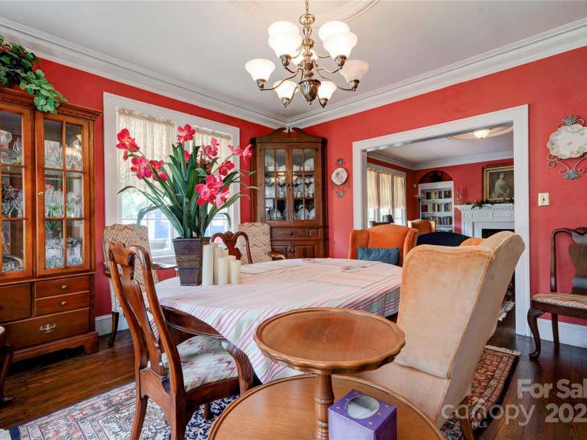 611 Marion Street, Shelby, NC 28150.  MLS# CAR4260819, YatesRealty ID 14552. 