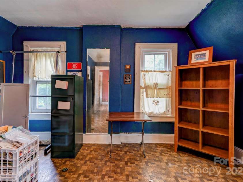 611 Marion Street, Shelby, NC 28150.  MLS# CAR4260819, YatesRealty ID 14552. 