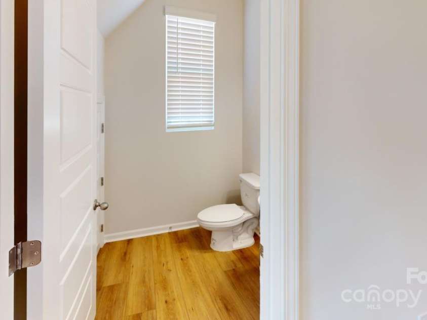 8122 Jacey Lane, Huntersville, NC 28078.  MLS# CAR4262865, YatesRealty ID 14553. 