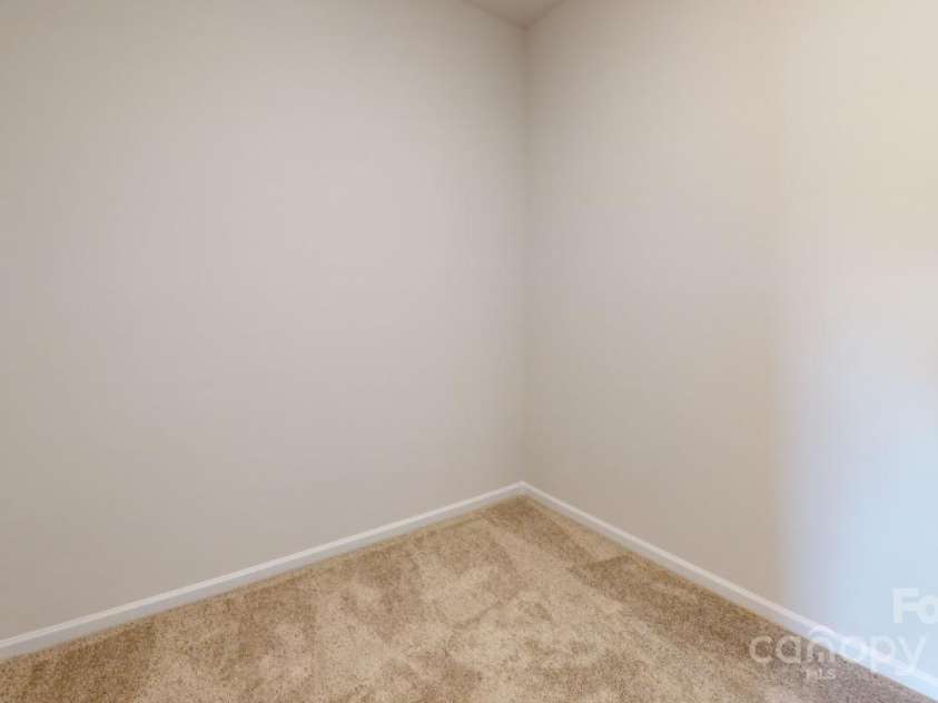 8122 Jacey Lane, Huntersville, NC 28078.  MLS# CAR4262865, YatesRealty ID 14553. 